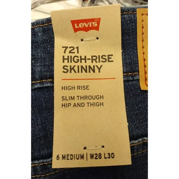 Levi's Women's 721 High Rise Skinny Jeans, Lapis Longing (Waterless) - Picture 6 of 8